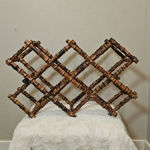 Vintage Expandable Bamboo Wine Rack